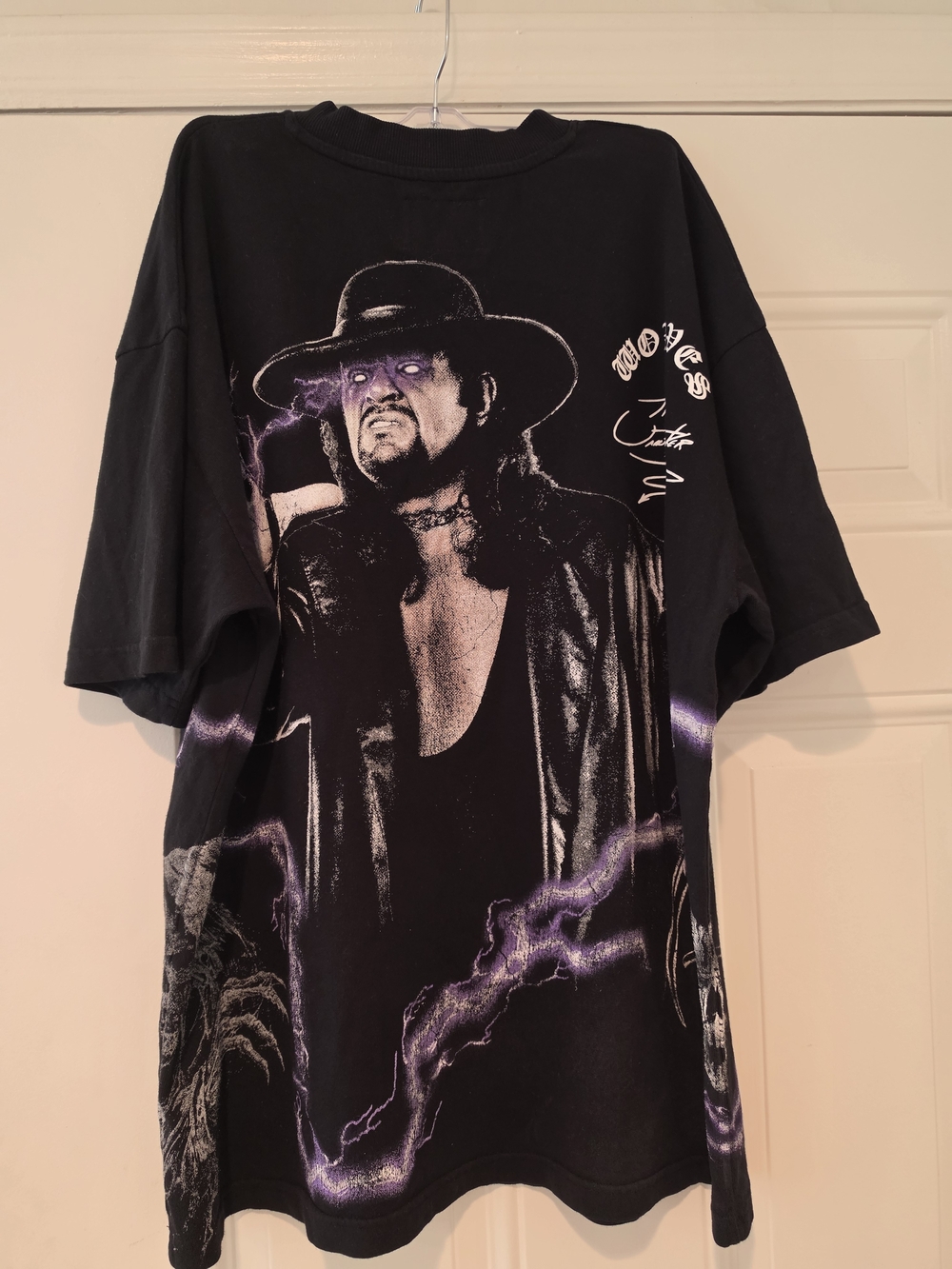 Darc Sport  Wolf Print Undertaker Men's T-Shirt - Picture 2 of 3